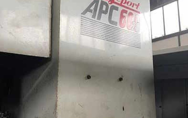 Вертикальний обробний центр BRIDGEPORT APC 600 20