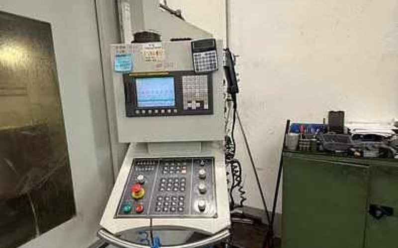 Вертикальный обрабатывающий центр BRIDGEPORT GX 1600