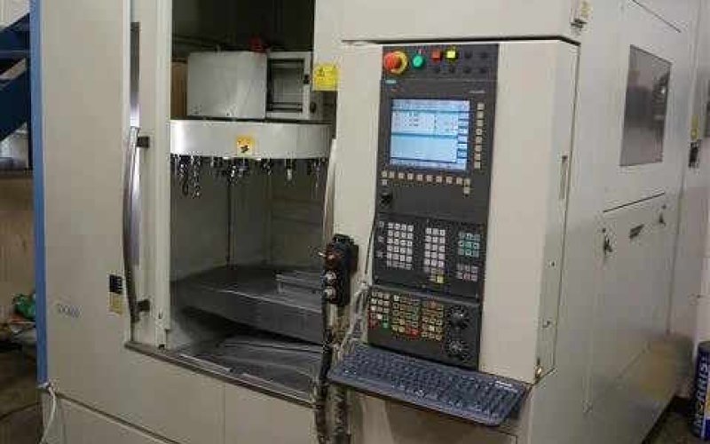 Вертикальный обрабатывающий центр BRIDGEPORT GX 600 
