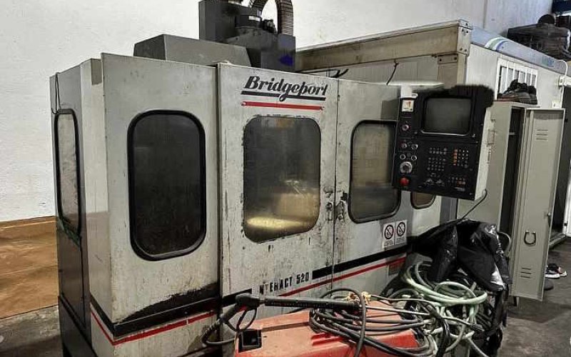 Вертикальний обробний центр BRIDGEPORT INTERACT 520 В