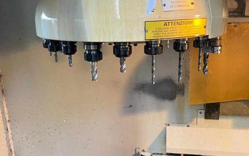 Вертикальний обробний центр BRIDGEPORT VMC 1000 22