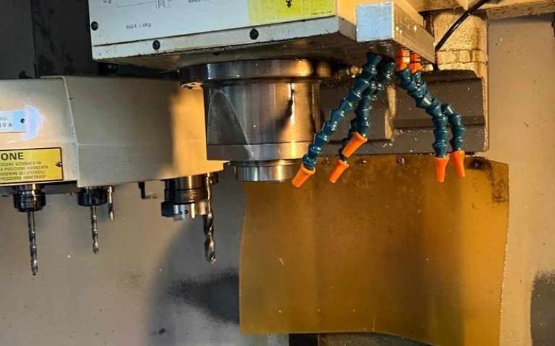 Вертикальний обробний центр BRIDGEPORT VMC 1000 22