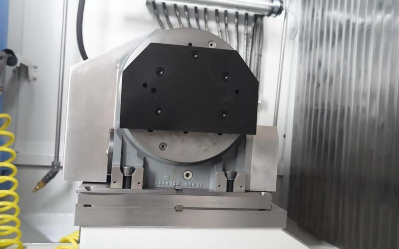 Вертикальный обрабатывающий центр CHIRON MILL 1250