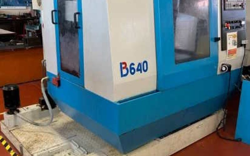 Вертикальный обрабатывающий центр  KONDIA B640