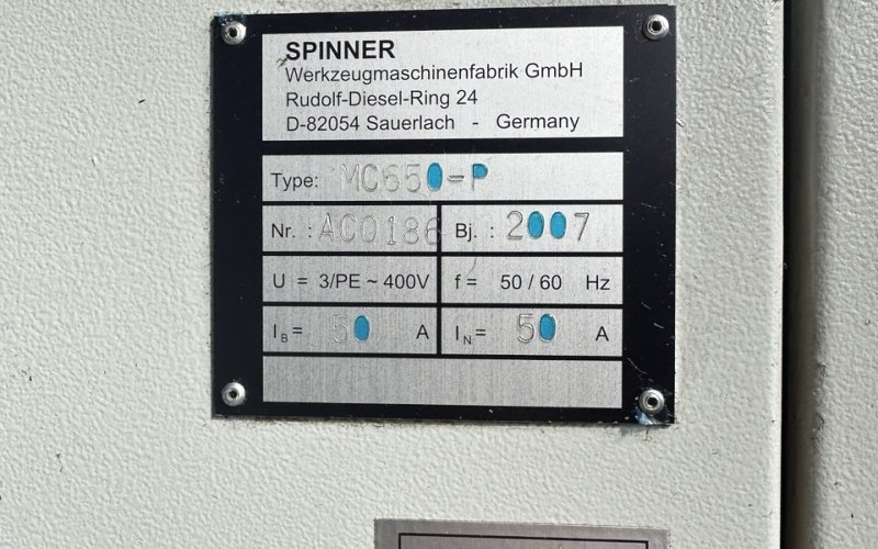 Вертикальний обробний центр  з ЧПУ (2-палетний) SPINNER MC 650 P