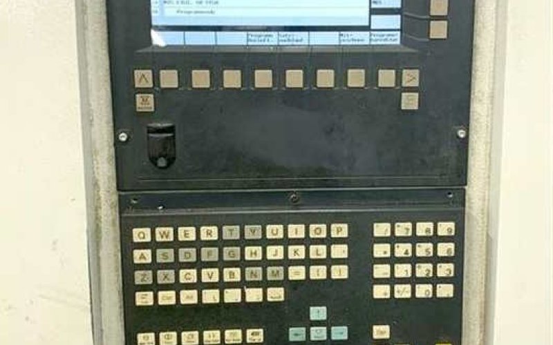Вертикальный обрабатывающий центр с ЧПУ BRIDGEPORT VMC 600