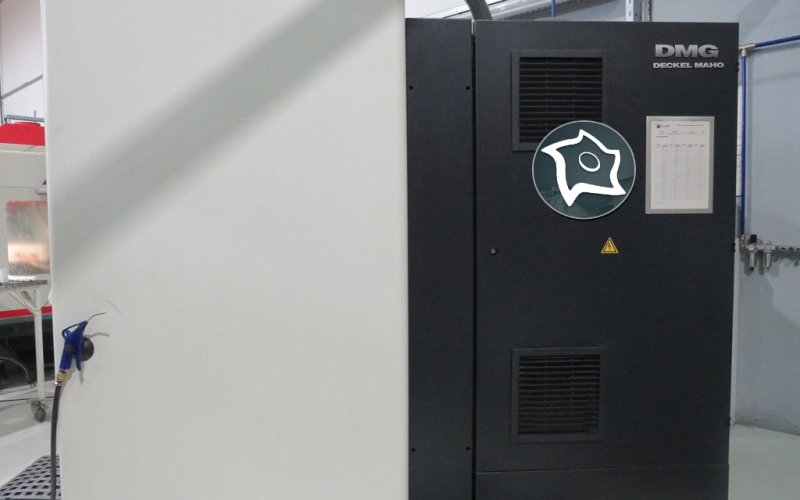 Вертикальный обрабатывающий центр с ЧПУ Deckel Maho DMC 635 V ECO