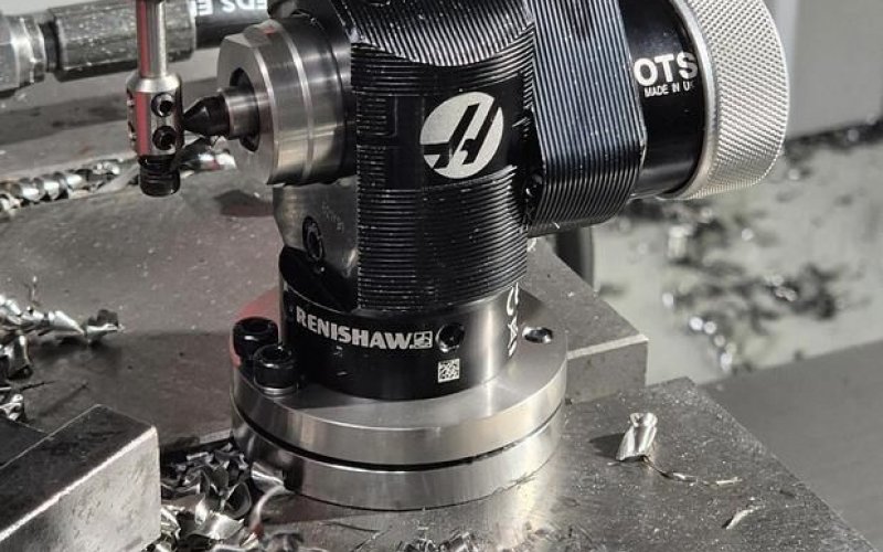 Вертикальный обрабатывающий центр с ЧПУ Haas VF-7/40 