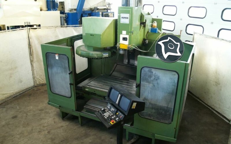 Вертикальний обробний центр з ЧПУ HURCO BMC 40