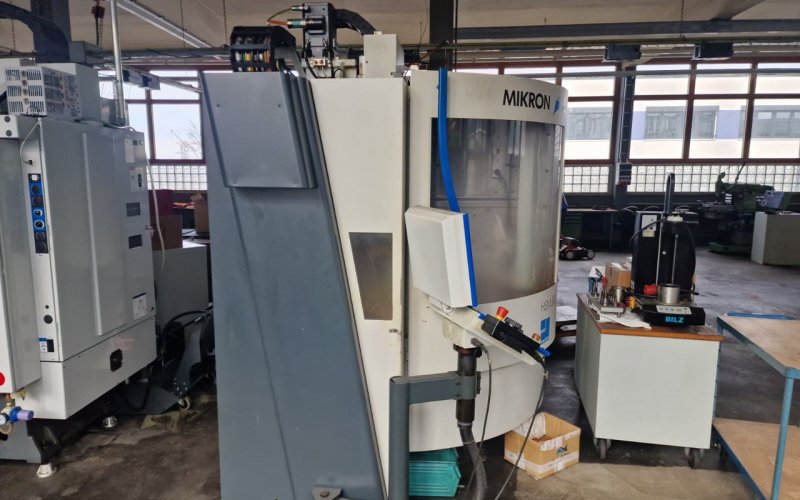 Вертикальний обробний центр  з ЧПУ MIKRON HSM 500