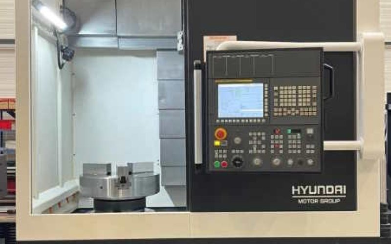 Вертикальний токарний центр з ЧПУ Hyundai Wia LV 800 RM