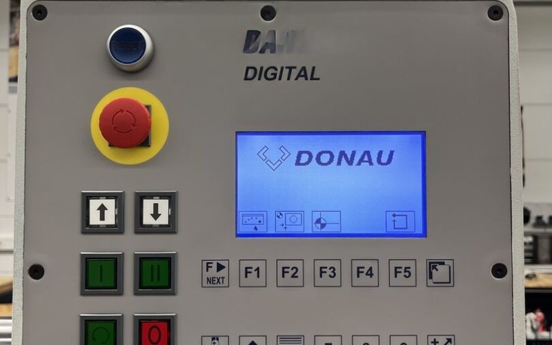 Высокоскоростной радиально-сверлильный станок DONAU Danuflex 145 Digital