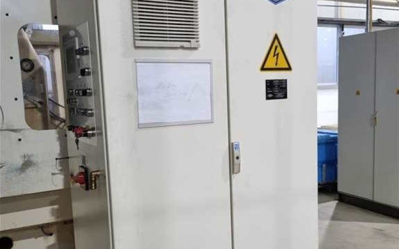 Зубофрезерный станок с ЧПУ WMW-VEB ZFWZ 250/4 Retrofit