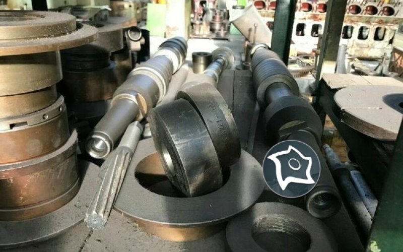 Зубофрезерний верстат вертикальний PFAUTER P 1250