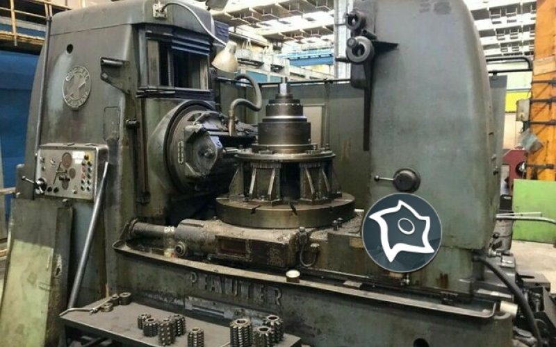 Зубофрезерний верстат вертикальний PFAUTER P 1250