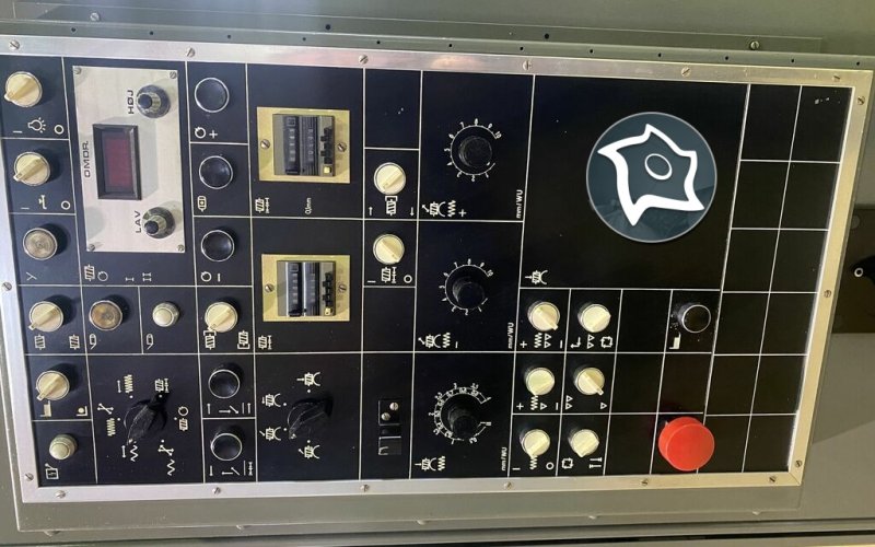 Зубофрезерний вертикальний верстат WMW MODUL ZFWZ 250-3