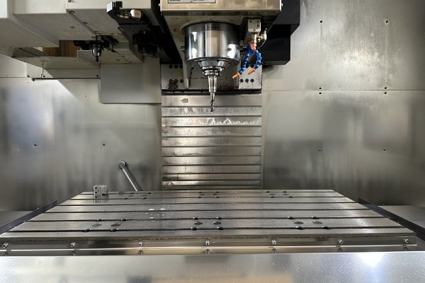 3-осьовий обробний центр POS POSmill CE 1000