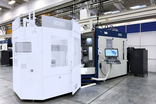 5-осевой горизонтальный обрабатывающий центр с ЧПУ GROB-WERKE G350 access-SERIE