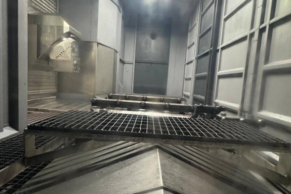 5-осевой обрабатывающий центр BURKHARDT+WEBER MCX 1000 HVP