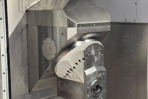 5-осевой обрабатывающий центр BURKHARDT+WEBER MCX 1000 HVP
