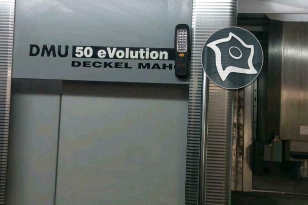 5-осевой обрабатывающий центр с ЧПУ Deckel Maho DMU 50 Evolution