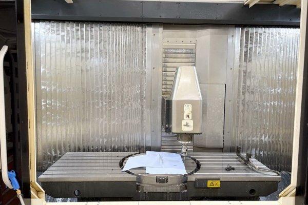 5-осьовий обробний центр з рухомою колоною DMG MORI - DMF 180-7
