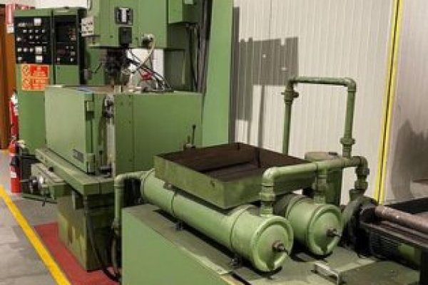 Електроерозійний прошивний верстат з ЧПУ AGIE AGIETRON KOPF-30