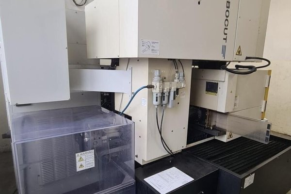 Электроэрозионный станок Fanuc Robocut C 600 i
