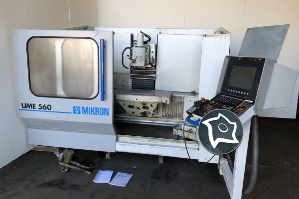 Фрезерный с ЧПУ станок универсальный Mikron UME 560