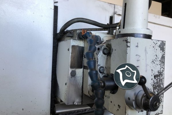 Фрезерный с ЧПУ станок универсальный Mikron UME 560