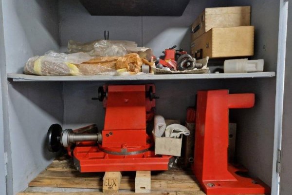 Фрезерний верстат FNG 40 CNC E