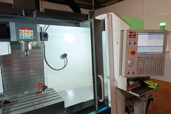 Фрезерний верстат HAAS VF3 NGC