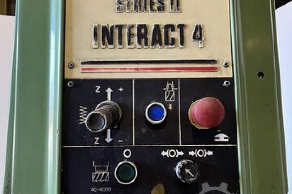 Фрезерный станок с ЧПУ Bridgeport Interact 4