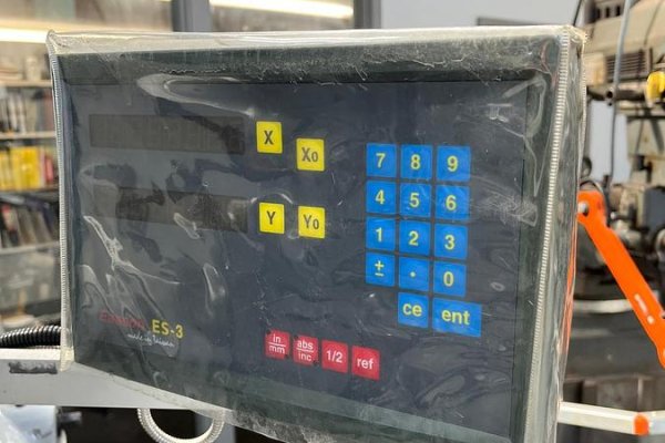 Фрезерний верстат з ЧПУ XYZ KRV 1500