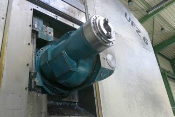 Фрезерний верстат з рухомою колоною SHW UF6 L