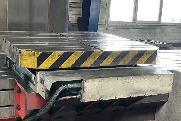  Гибкий фрезерный станок с подвижной колонной MECOF CS 500