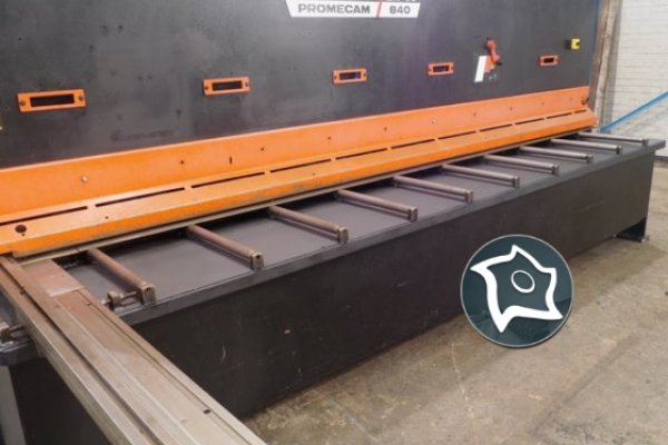Гидравлическая гильотина AMADA GPN 840