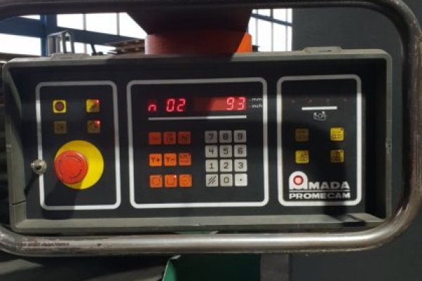 Гідравлічні гільйотинні ножиці AMADA GPX 840
