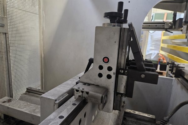 Гідравлічний листозгинальний прес ADIRA QHD-2512 PLC