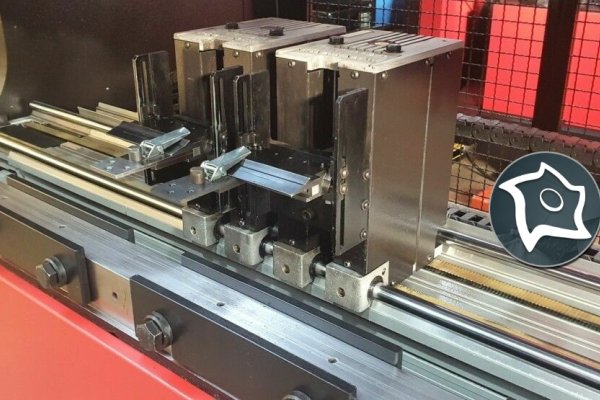 Гидравлический листогибочный пресс с ЧПУ AMADA PROMECAM HFB O 80-25