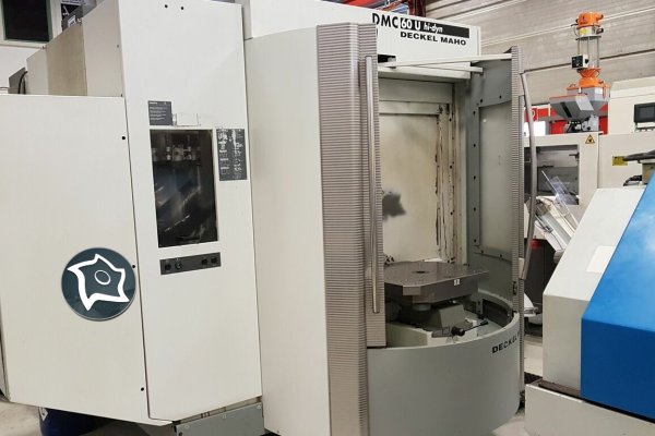 Горизонтально-фрезерный обрабатывающий центр с ЧПУ DMG DECKEL MAHO DMC 60 U HI-DYN