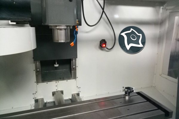 Вертикально-фрезерний обробний центр з ЧПУ HAAS TM 3P