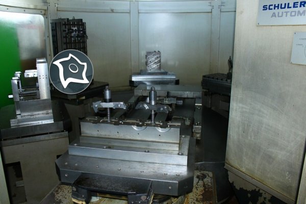 Горизонтально-фрезерный станок с ЧПУ DECKEL MAHO DMC 80 H