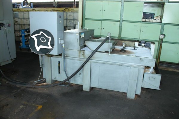 Горизонтально-фрезерный станок с ЧПУ DECKEL MAHO DMC 80 H