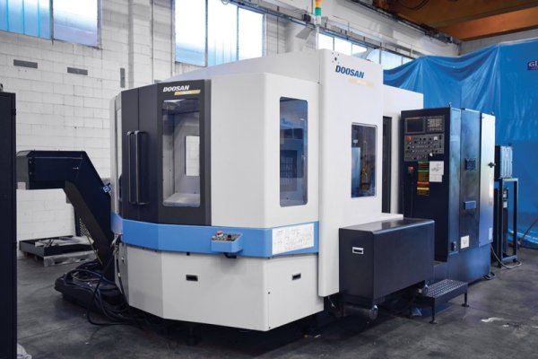 Горизонтальный обрабатывающий центр DOOSAN HM630