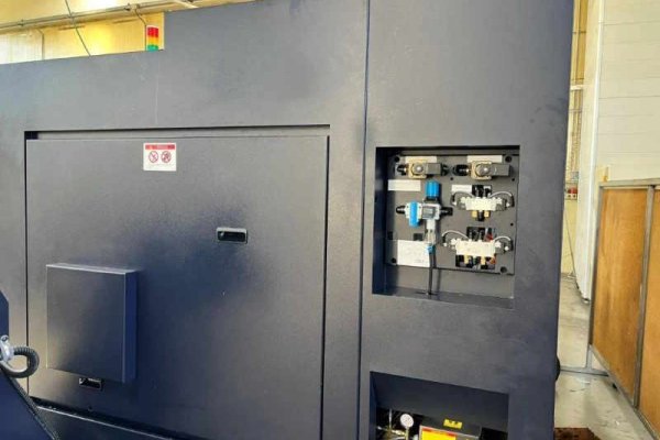 Горизонтальний токарно-фрезерний центр Hwacheon HI-TECH 230 BL YSMC