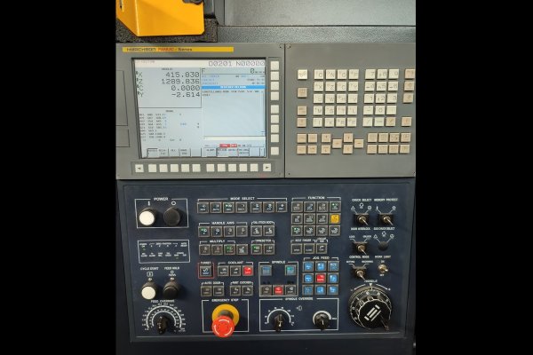 Горизонтальний токарно-фрезерний центр з ЧПУ HWACHEON HI-TECH 450 BL YMC