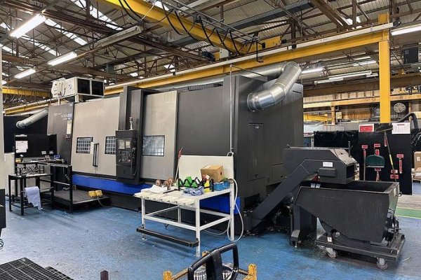 Горизонтальний токарно-фрезерний обробний центр з ЧПУ 2014 HWACHEON Hi-TECH 850L YMC