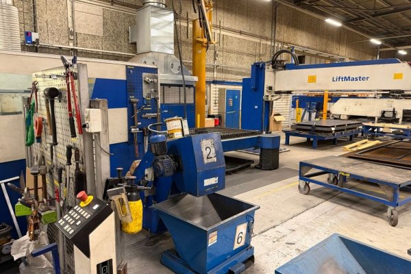 Комплекс для лазерного різання Trumpf 3050 with liftmaster laser
