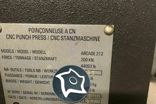 Координатно-пробивной пресс с ЧПУ Amada Arcade 212
